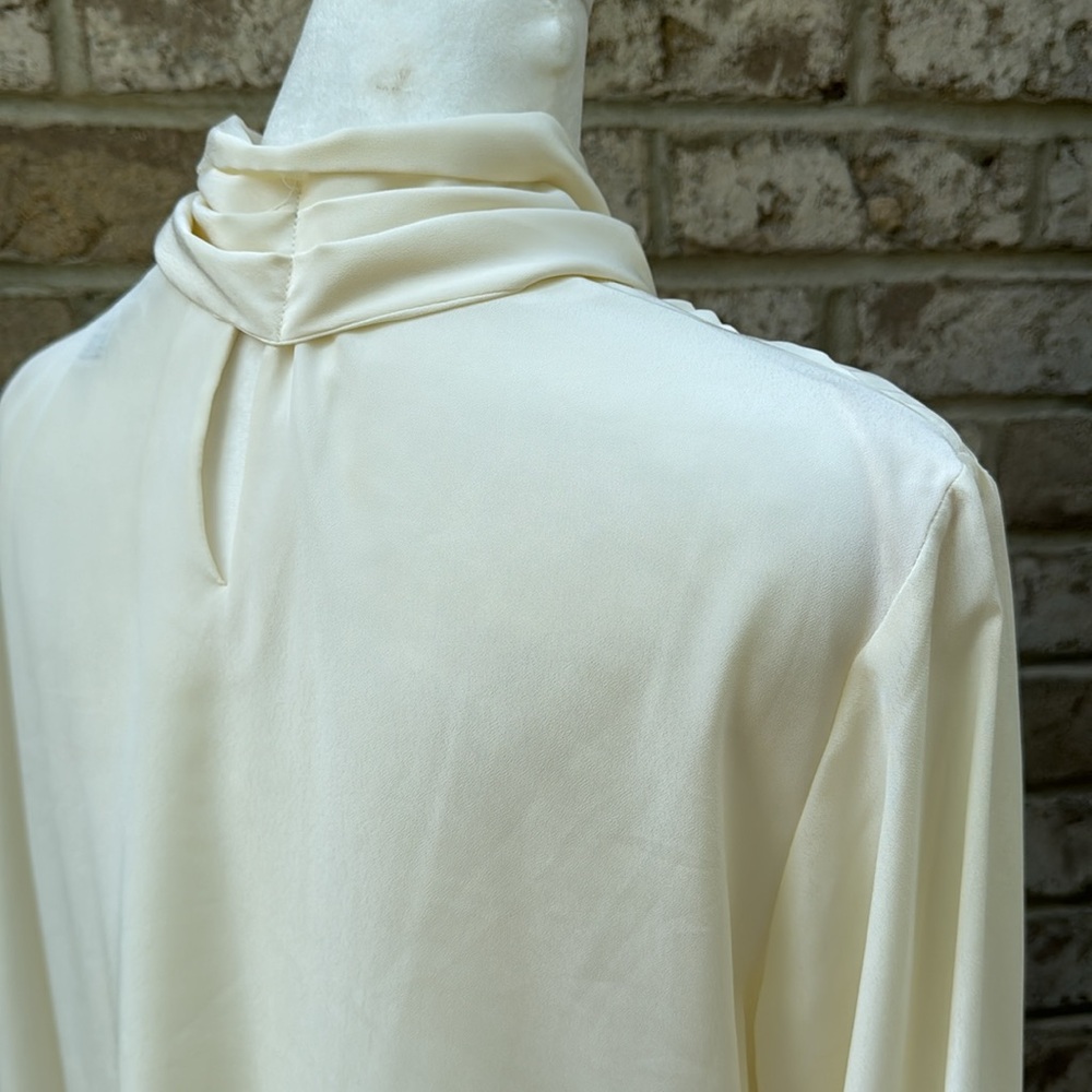 Vintage Soft Ivory Cream Tie Front Blouse - 8 Petite - Picture 7 of 14